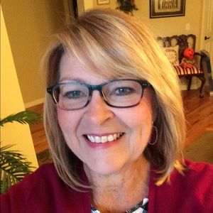 Meet your Posher, Gail